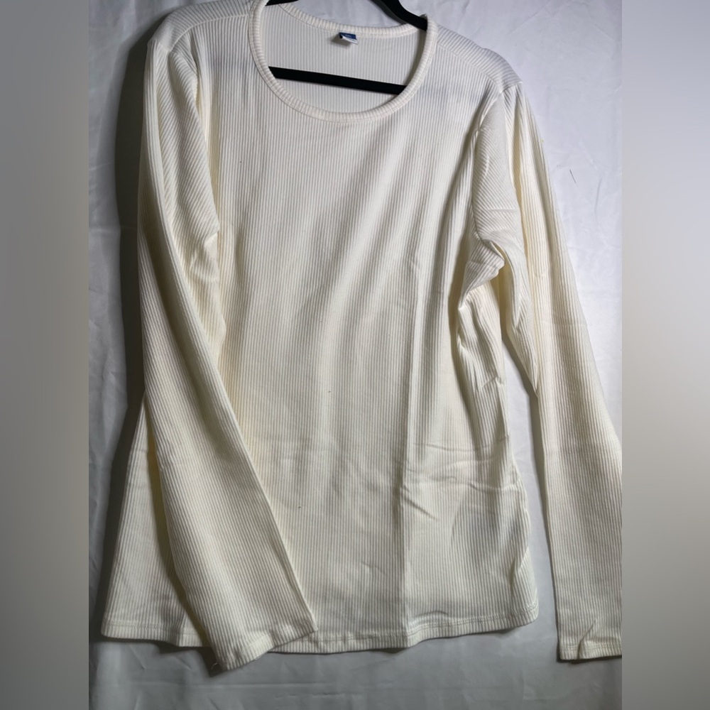 Old navy long sleeve ribbed t shirt.
